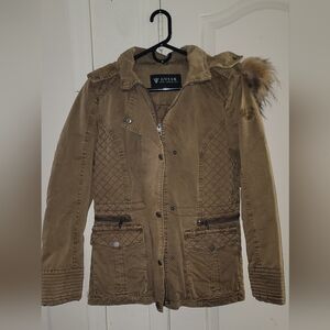(SOLD) GUESS Women's Tan Quilted Jacket